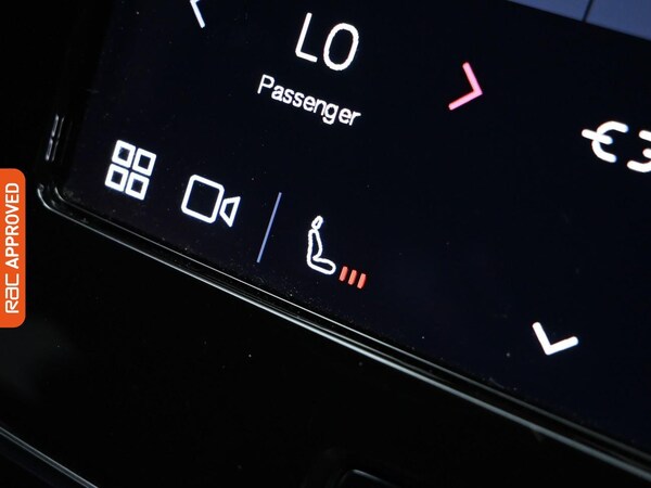 Used Volvo XC40 2023 for sale - 75786391: Photo 21