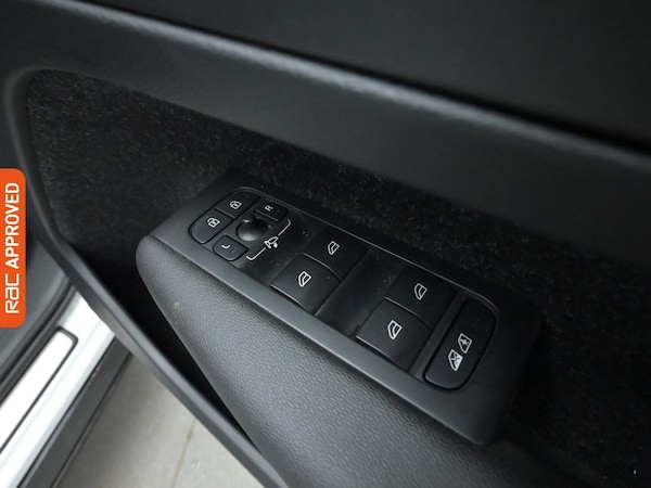 Used Volvo XC40 2019 for sale - 75787284: Photo 27