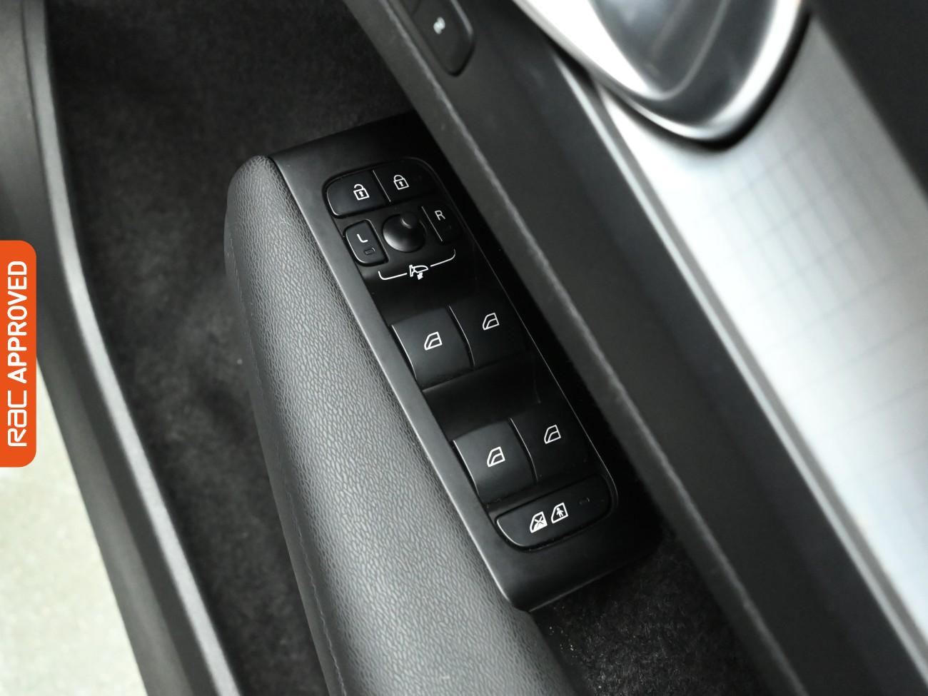 Used Volvo XC40 2022 for sale - 77601566: Photo 25