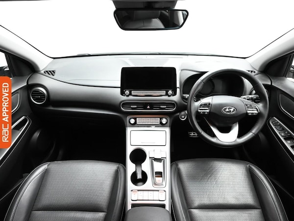 Used Hyundai KONA 2021 for sale - 74937750: Photo 2
