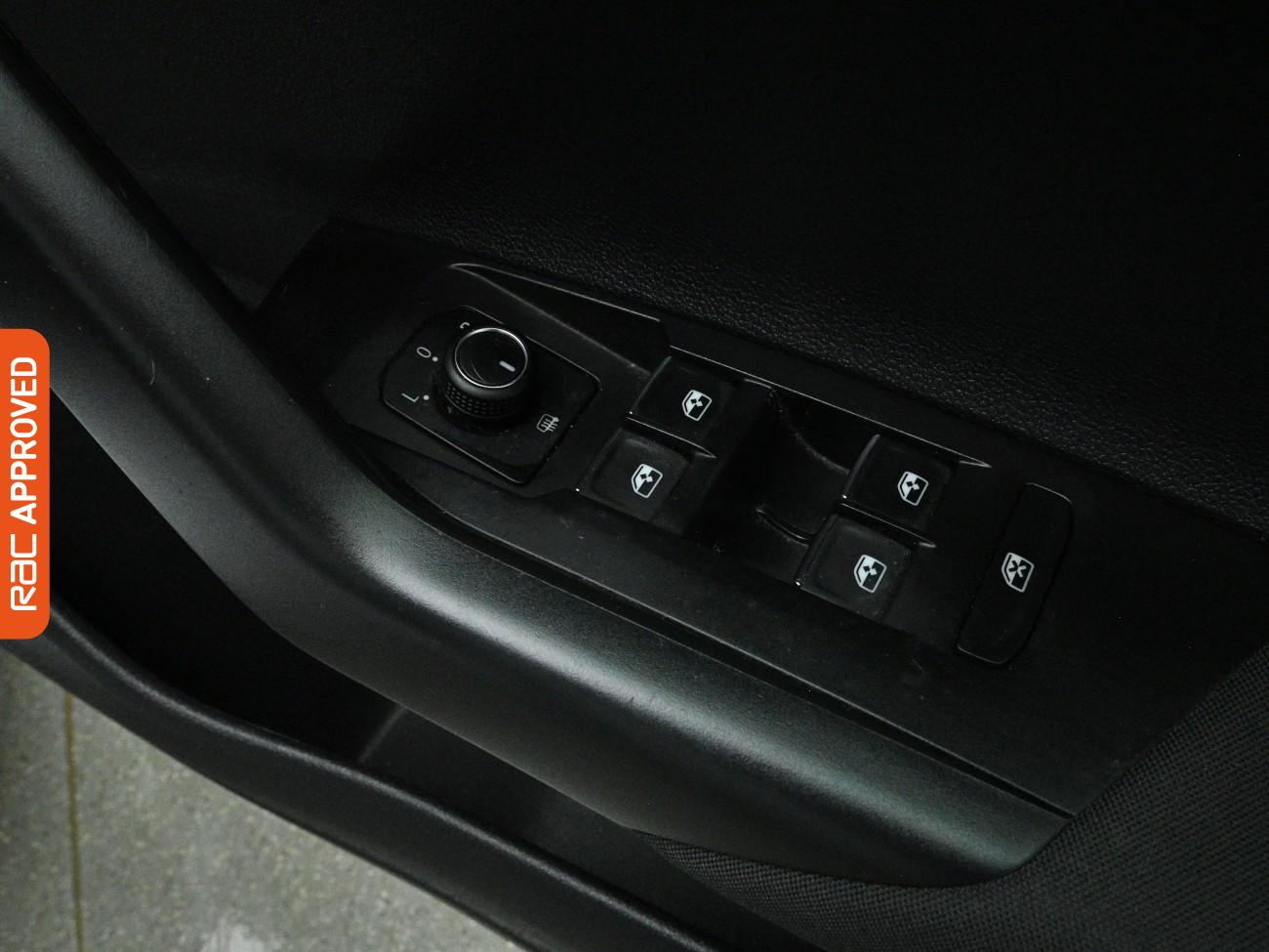 Used Volkswagen Polo 2019 for sale - 77820153: Photo 23