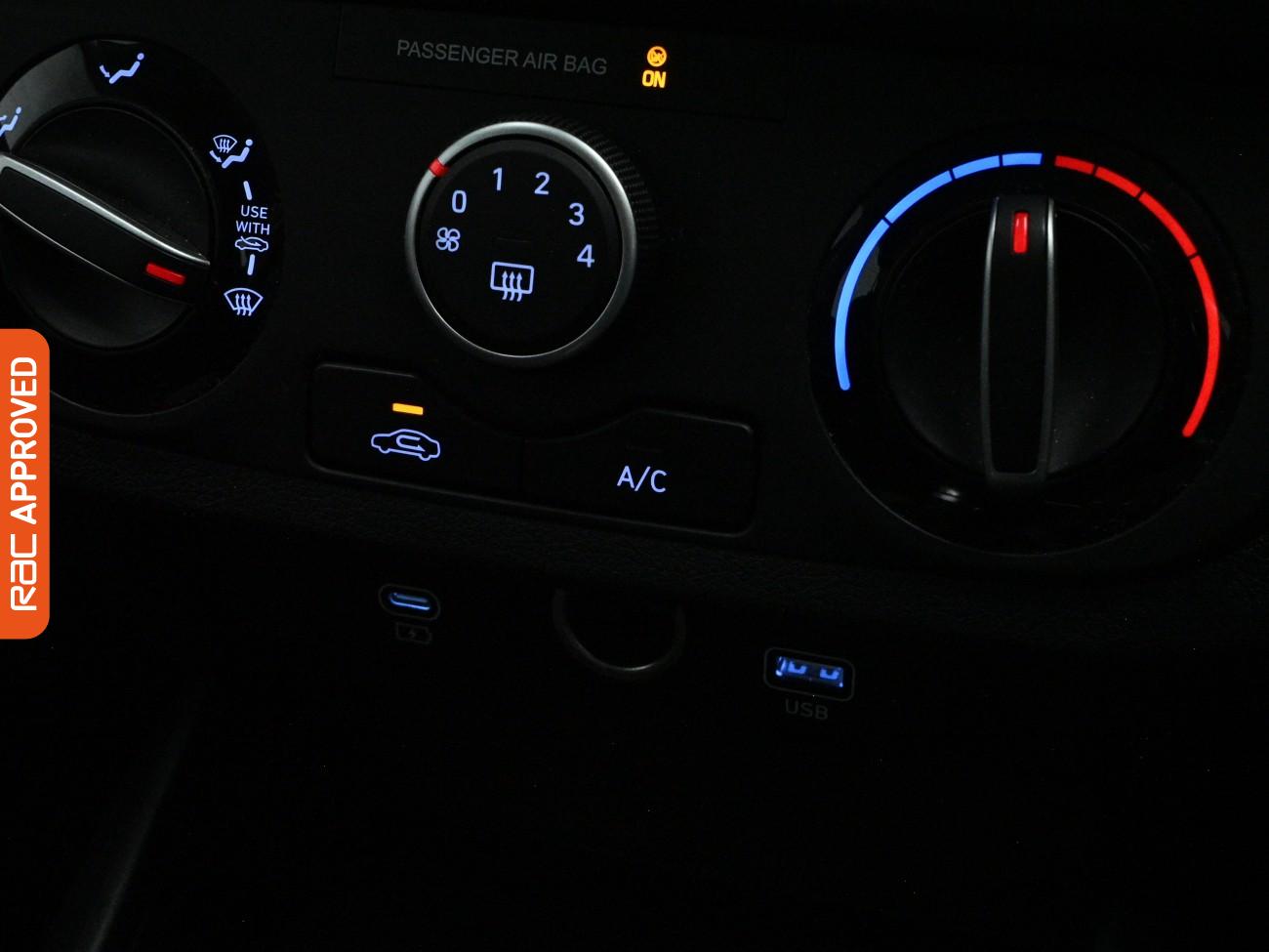 Used Hyundai i10 2024 for sale - 77764400: Photo 14