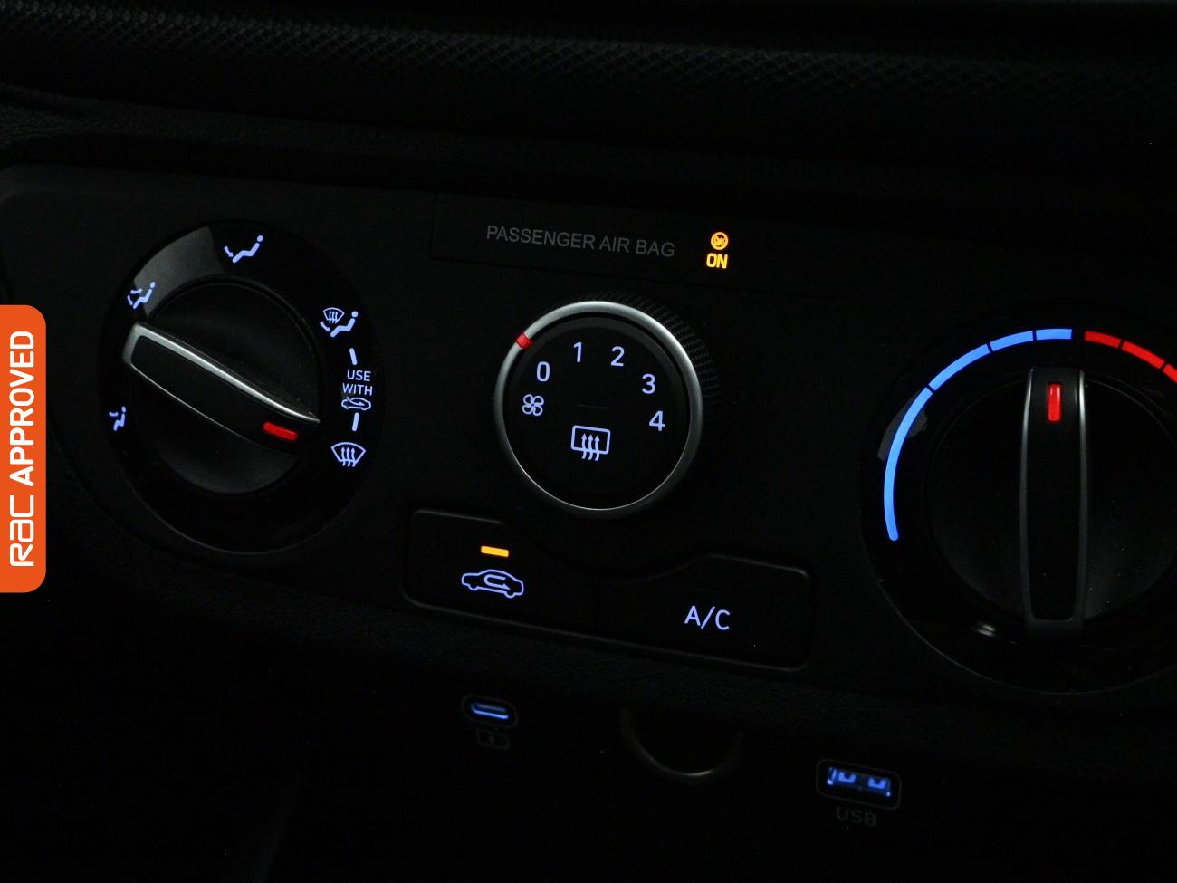 Used Hyundai i10 2024 for sale - 77764400: Photo 26