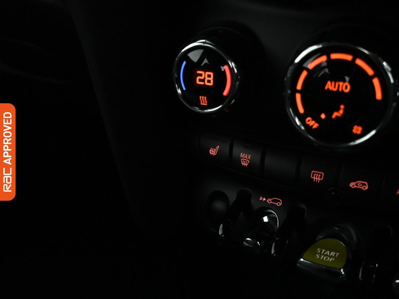 Used MINI Electric Hatch 2022 for sale - 76934296: Photo 21