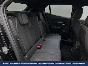 Used Peugeot E-2008 2021 for sale - 79277403: Photo