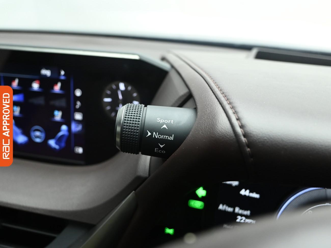 Used Lexus ES 2020 for sale - 77303099: Photo 26