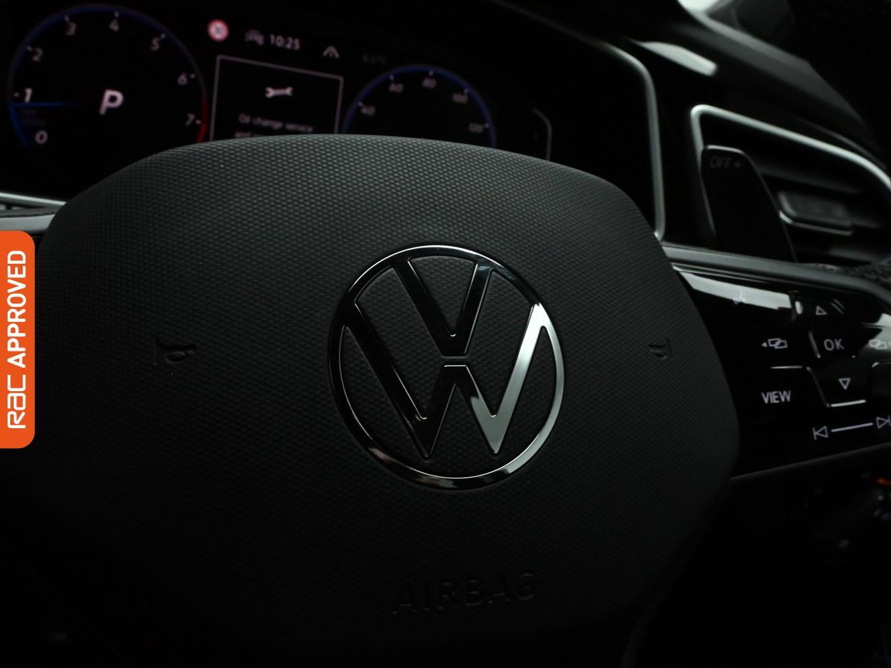 Used Volkswagen T-Roc 2023 for sale - 77327522: Photo 24