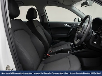 Used Audi A1 2015 for sale - 77206577: Photo