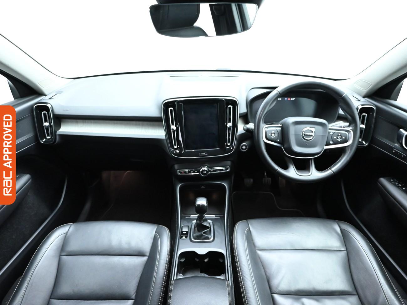 Used Volvo XC40 2019 for sale - 76685719: Photo 2