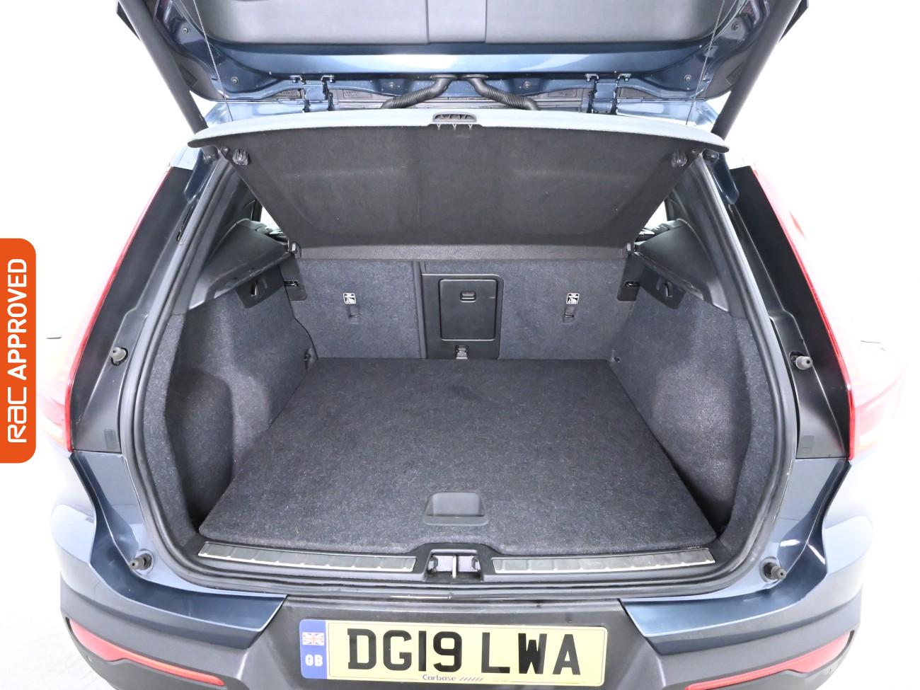 Used Volvo XC40 2019 for sale - 76685719: Photo 25