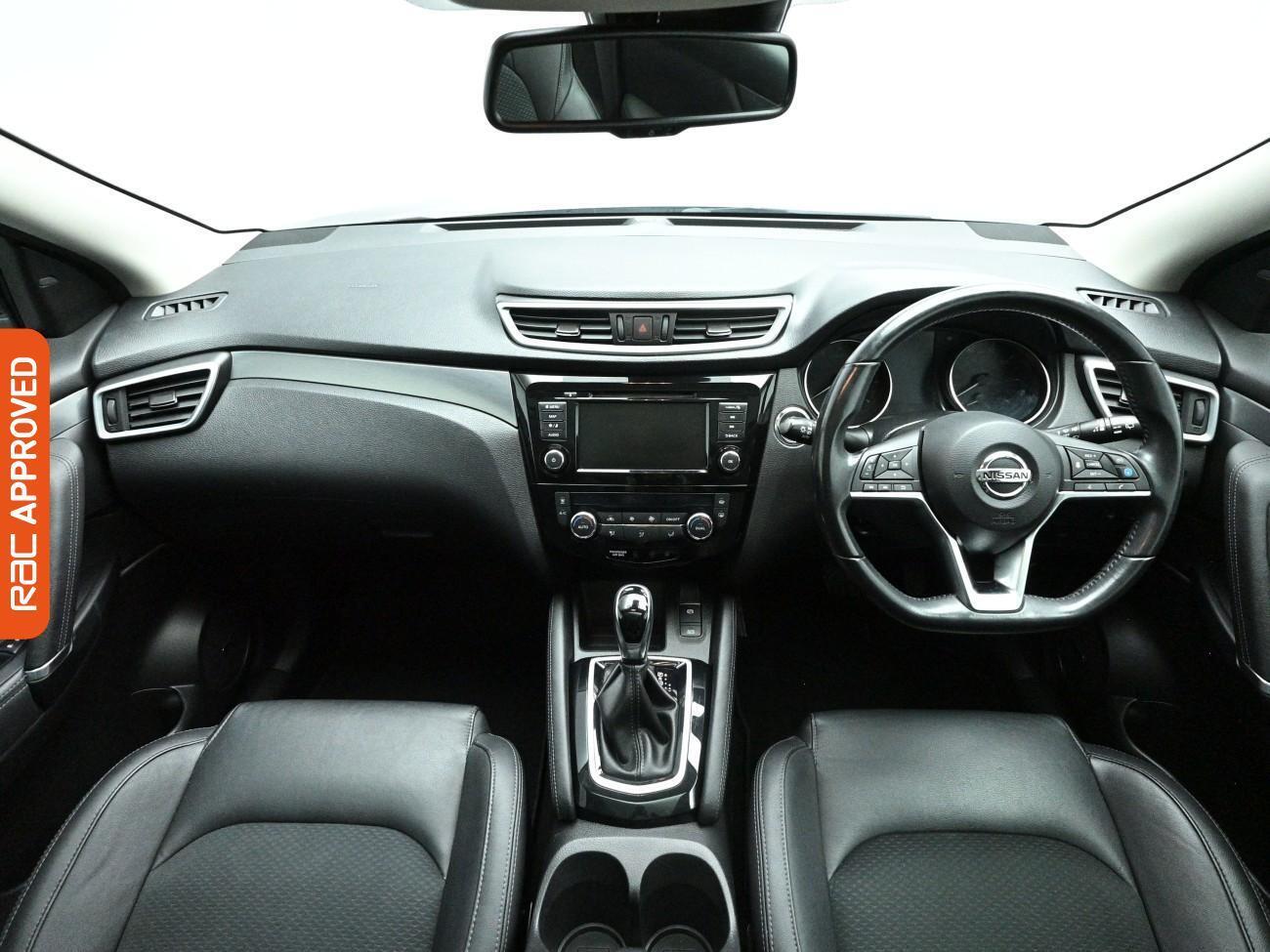 Used Nissan Qashqai 2020 for sale - 77996445: Photo 2