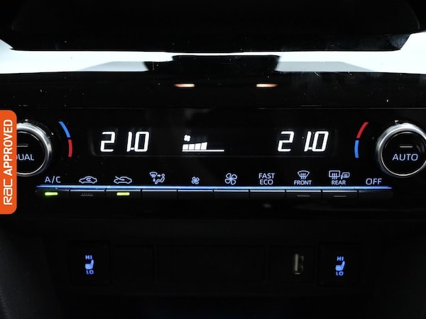 Used Toyota Yaris Cross 2022 for sale - 75053423: Photo 16