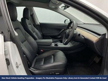 Used Tesla Model 3 2020 for sale - 77076778: Photo