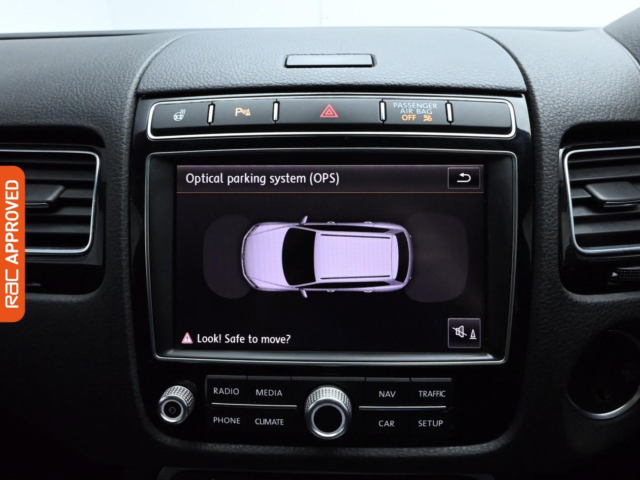 Used Volkswagen Touareg 2017 for sale - 76036842: Photo 14