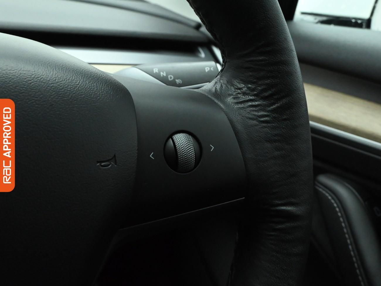 Used Tesla Model 3 2021 for sale - 76364719: Photo 24