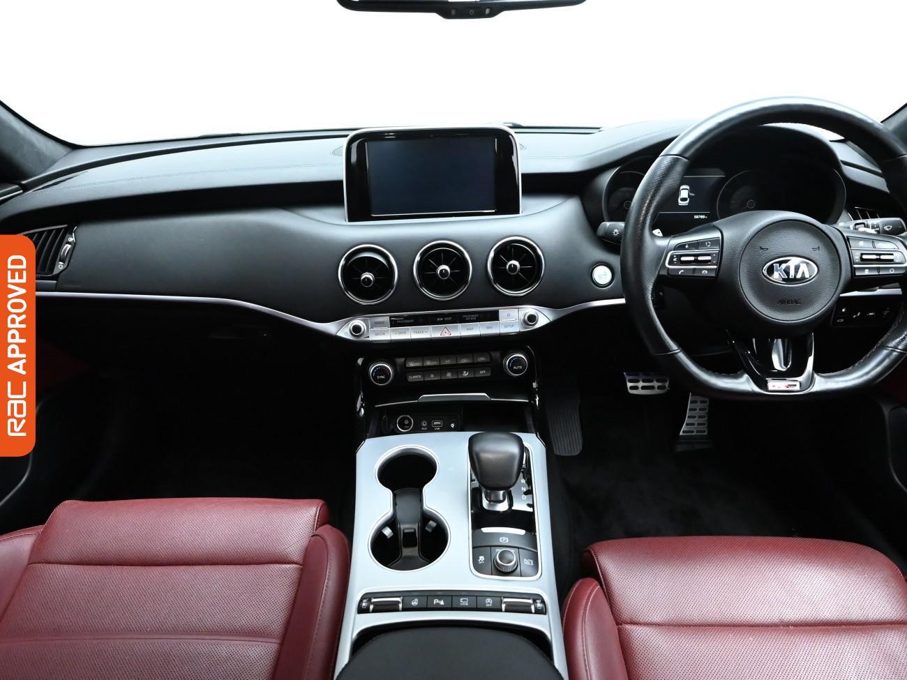 Used Kia Stinger 2018 for sale - 77394123: Photo 2