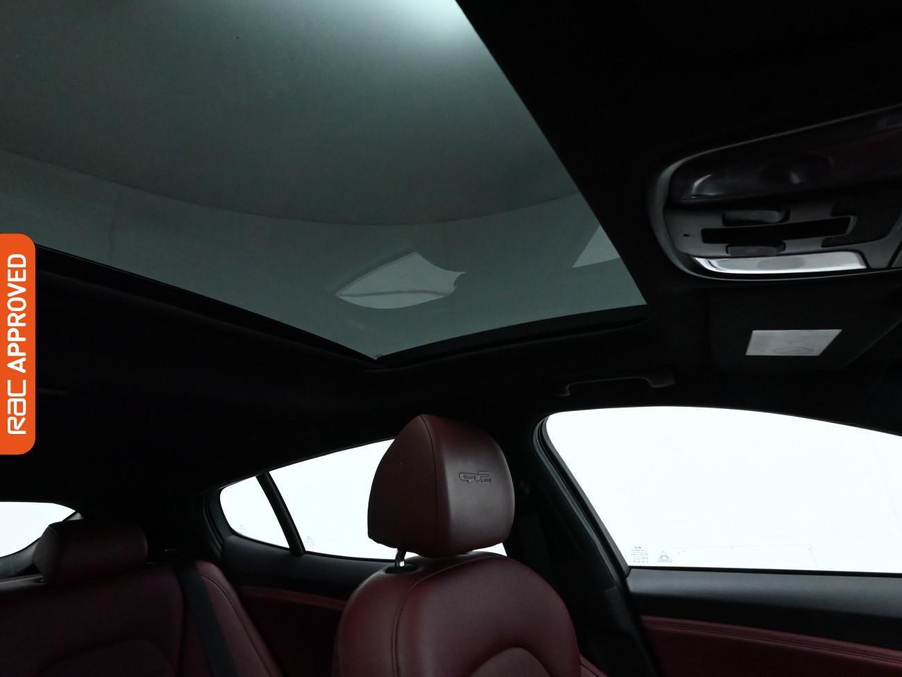 Used Kia Stinger 2018 for sale - 77394123: Photo 3