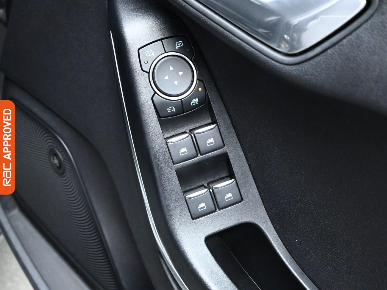 Used Ford Fiesta 2019 for sale - 76416765: Photo 25