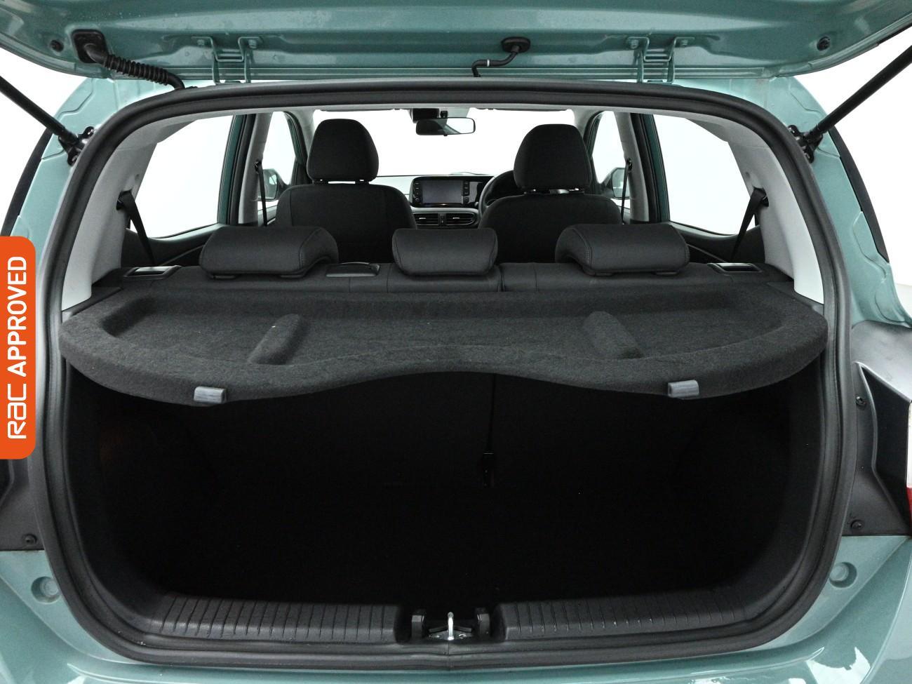 Used Hyundai i10 2023 for sale - 77719296: Photo 25