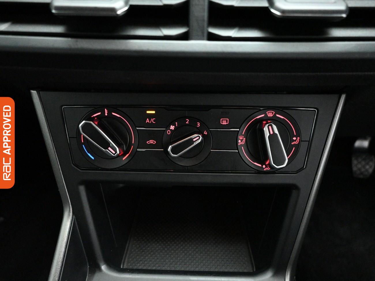 Used Volkswagen Polo 2018 for sale - 77812593: Photo 17