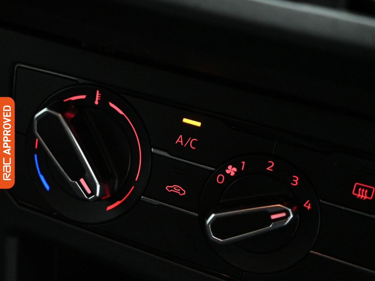 Used Volkswagen Polo 2018 for sale - 77812593: Photo 18