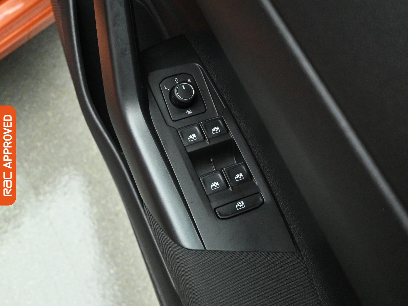 Used Volkswagen Polo 2018 for sale - 77812593: Photo 23