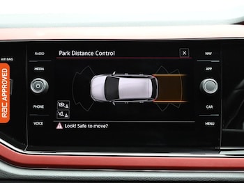 Used Volkswagen Polo 2021 for sale - 76629900: Photo