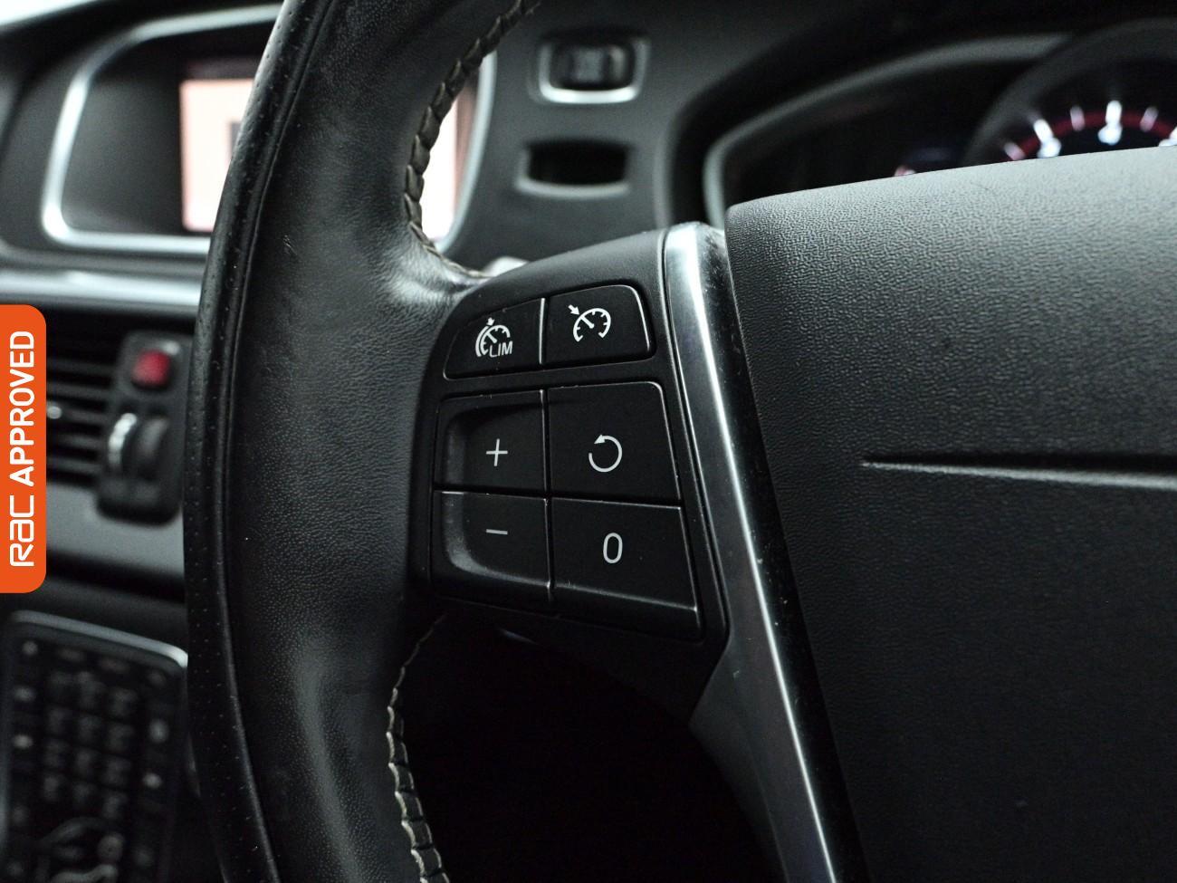 Used Volvo V40 2019 for sale - 78024772: Photo 19