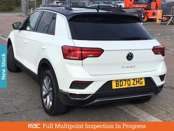 Used Volkswagen T-Roc 2020 for sale - 76113699: Photo 2