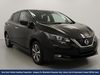 2021 - 40kWh Acenta Hatchback 5dr Electric Auto (150 ps)