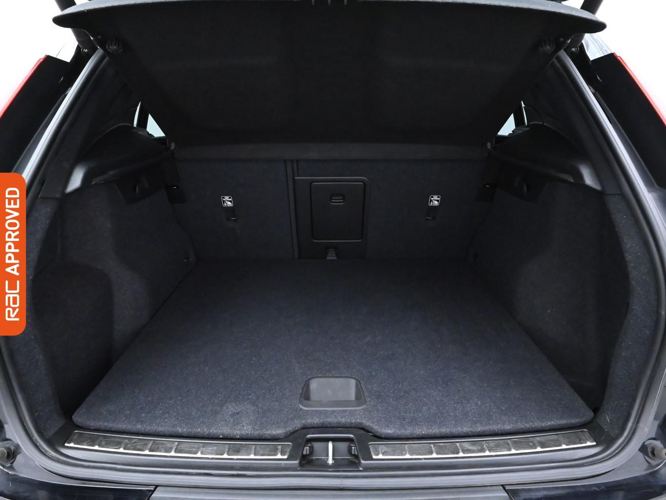 Used Volvo XC40 2019 for sale - 75924940: Photo 29