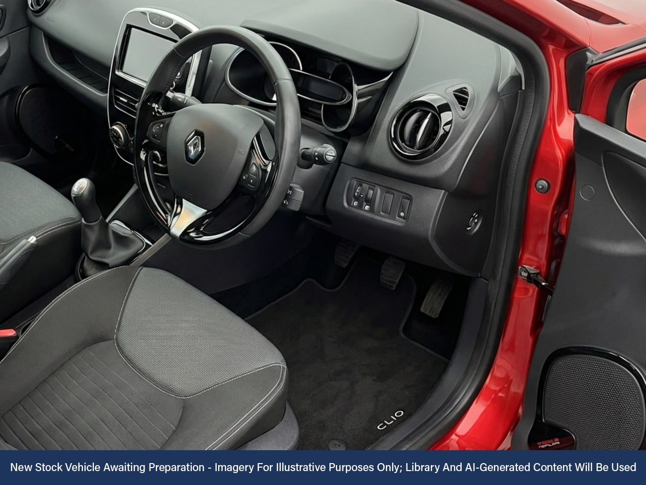 Used Renault Clio 2015 for sale - 77374342: Photo 3