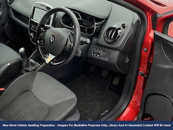 Used Renault Clio 2015 for sale - 77374342: Photo