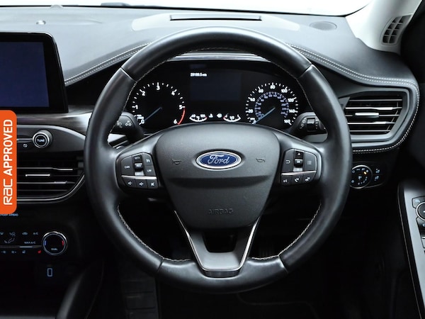 Used Ford Focus 2020 for sale - 75337480: Photo 9