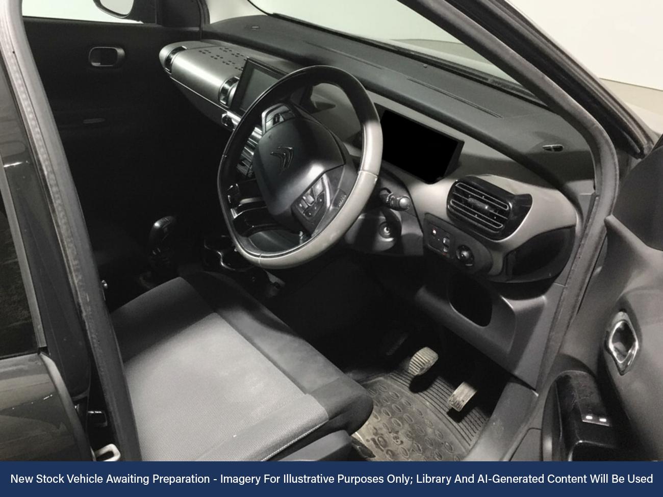 Used Citroen C4 Cactus 2017 for sale - 76411632: Photo 3