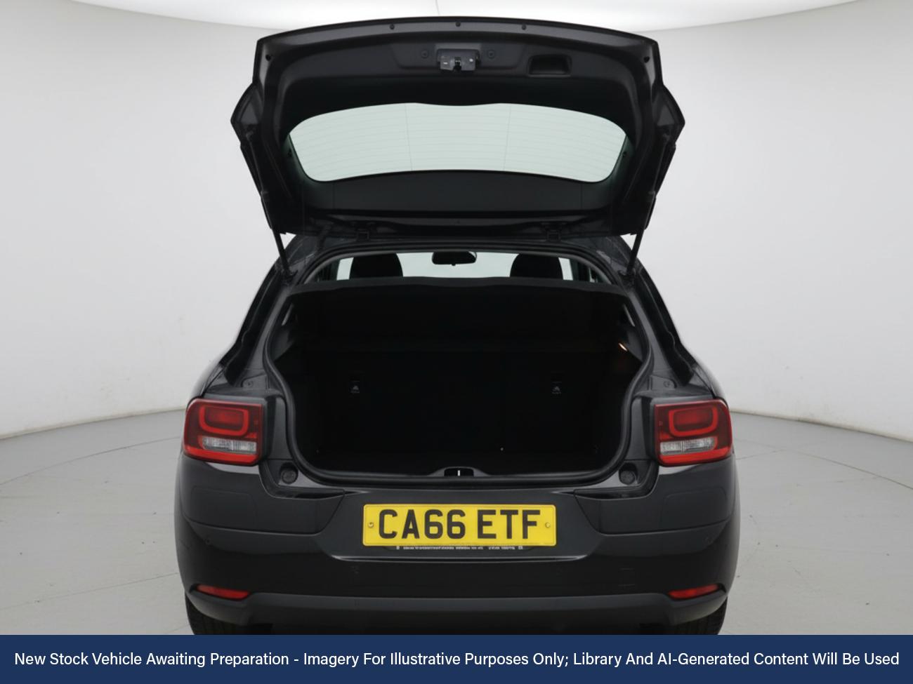 Used Citroen C4 Cactus 2017 for sale - 76411632: Photo 5