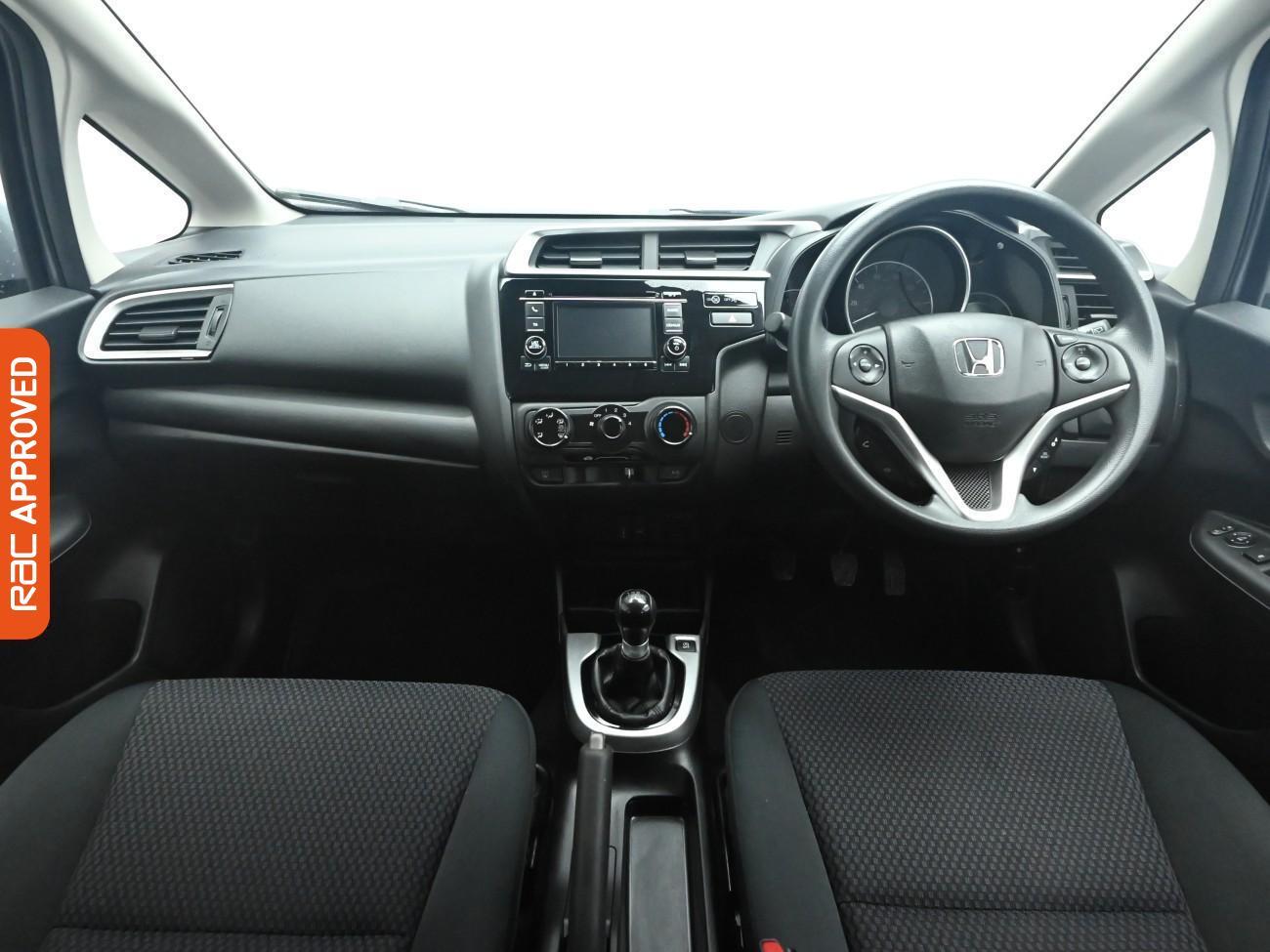 Used Honda Jazz 2019 for sale - 76629846: Photo 2