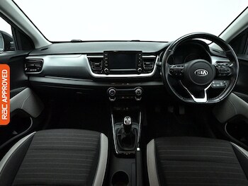 Used Kia Stonic 2020 for sale - 78242385: Photo