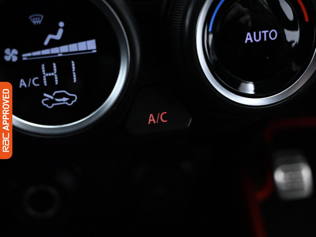 Used Suzuki Swift 2018 for sale - 76650460: Photo 17