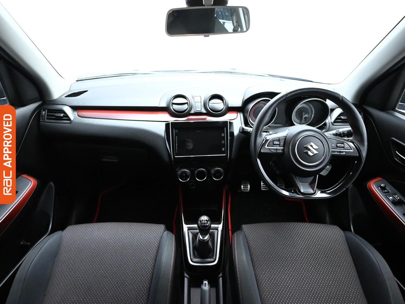 Used Suzuki Swift 2018 for sale - 76650460: Photo 2