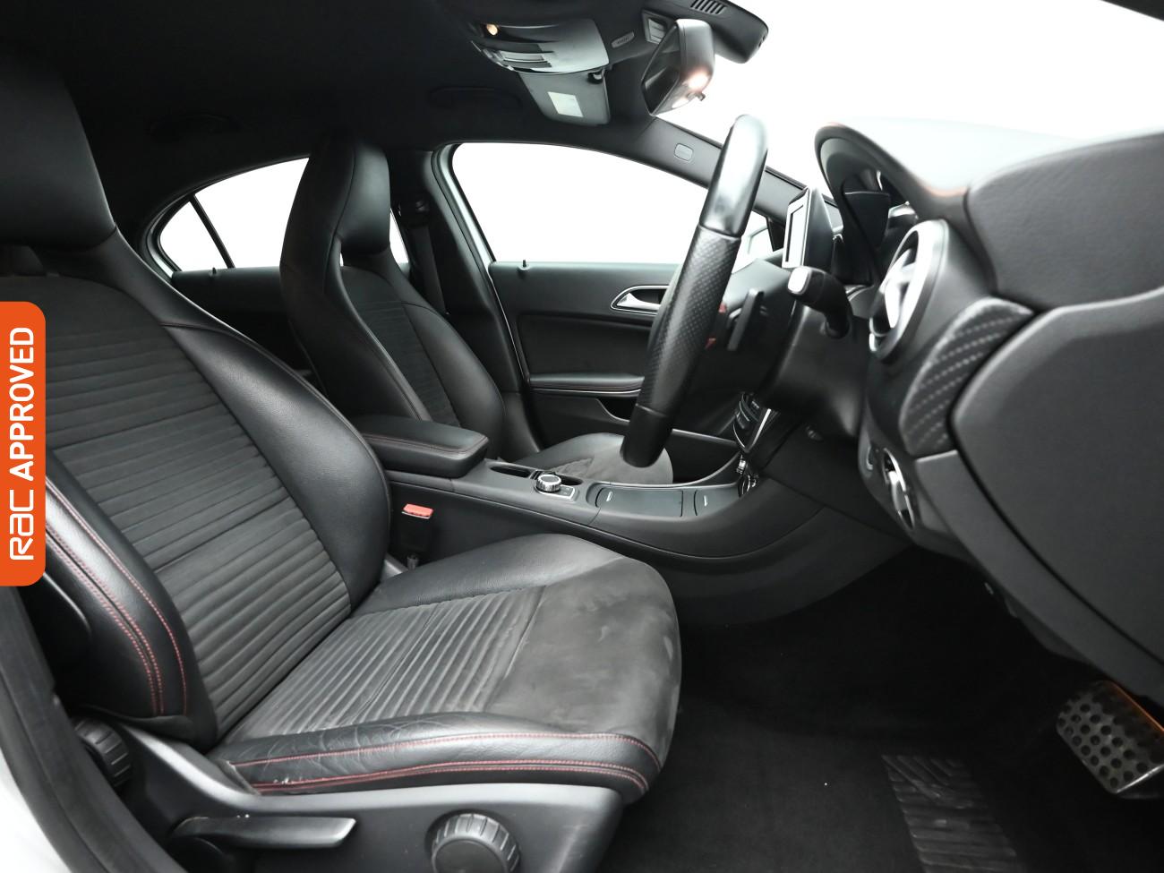 Used Mercedes-Benz A-Class 2014 for sale - 76732541: Photo 11