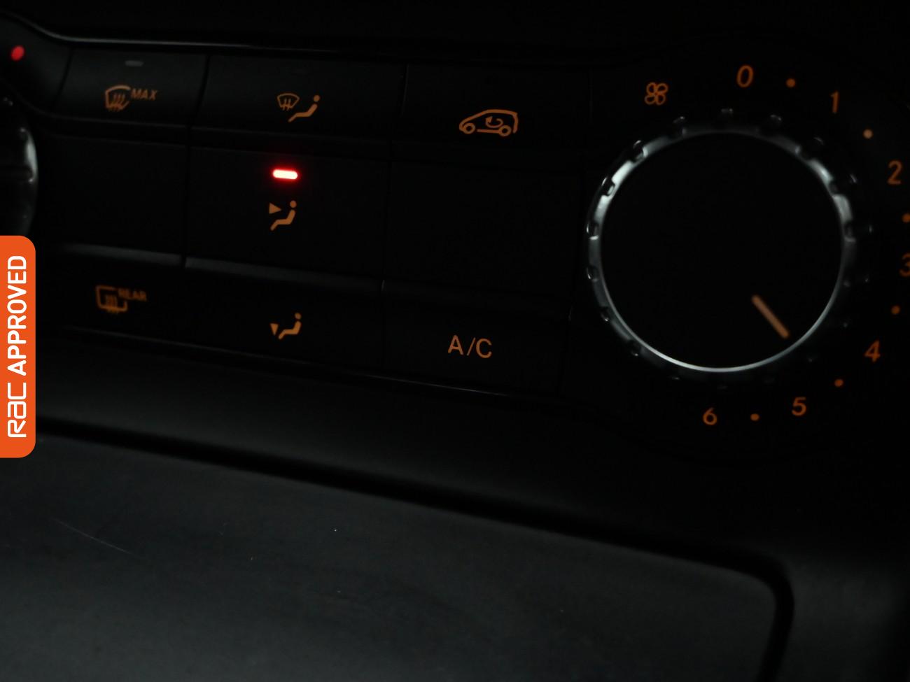 Used Mercedes-Benz A-Class 2014 for sale - 76732541: Photo 17