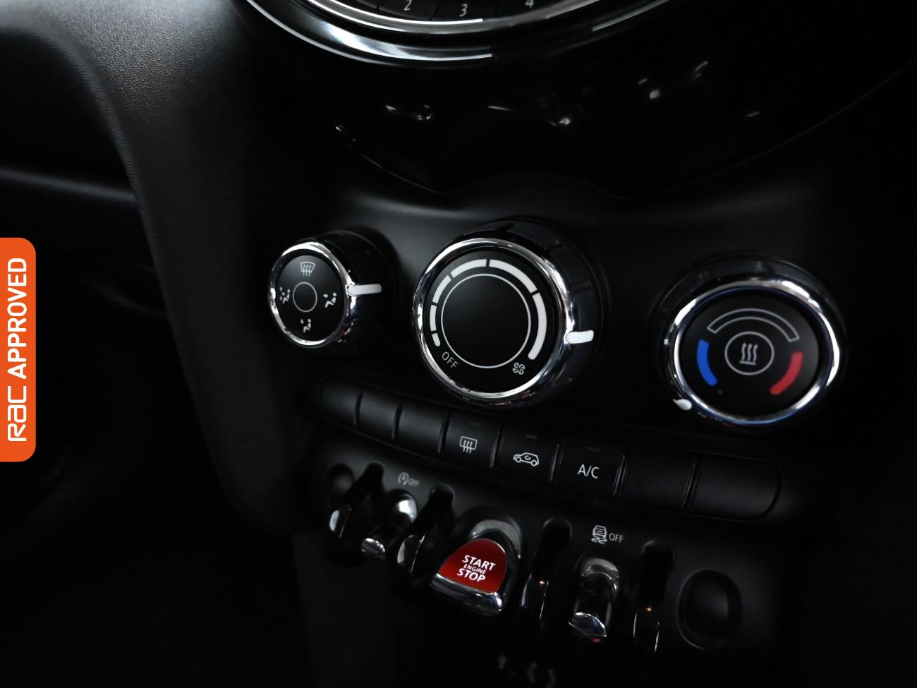 Used MINI Hatch 2015 for sale - 76298761: Photo 17