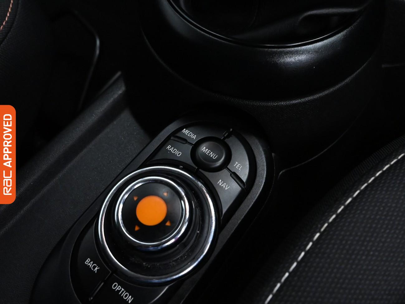 Used MINI Hatch 2015 for sale - 76298761: Photo 18