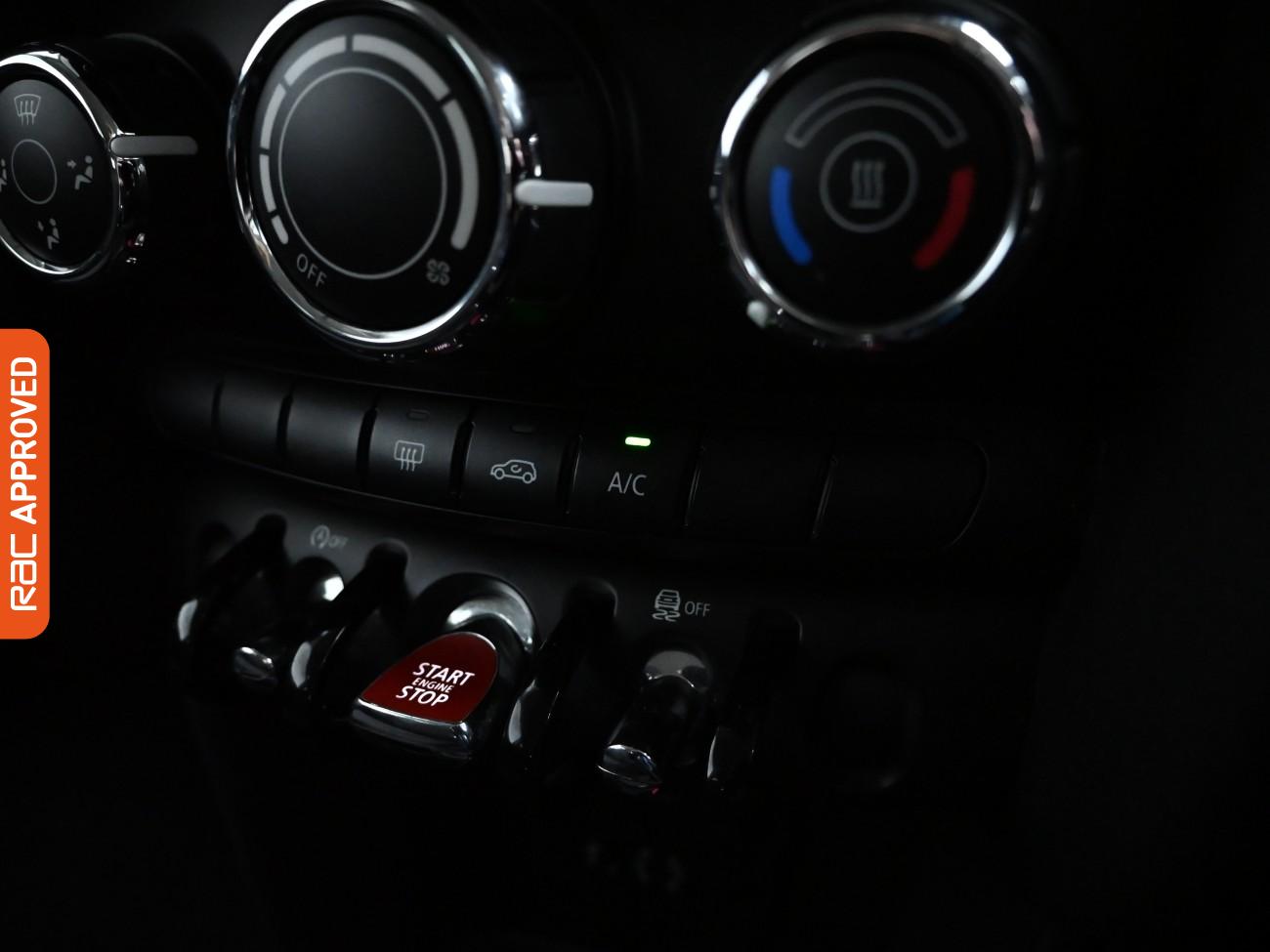 Used MINI Hatch 2015 for sale - 76298761: Photo 19