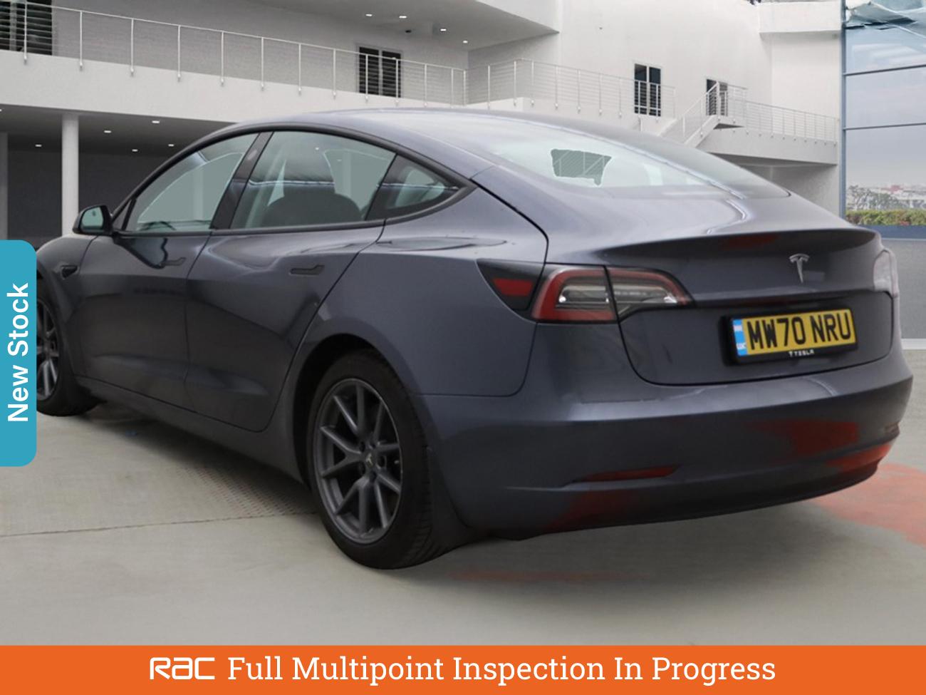 Used Tesla Model 3 2020 for sale - 76156419: Photo 2