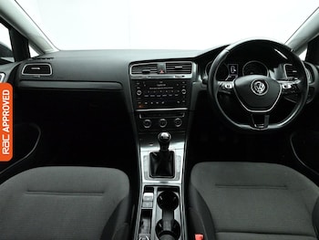 Used Volkswagen Golf 2018 for sale - 78266571: Photo