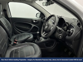 Used smart fortwo 2019 for sale - 77138866: Photo