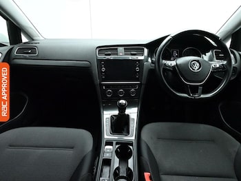 Used Volkswagen Golf 2018 for sale - 78927294: Photo