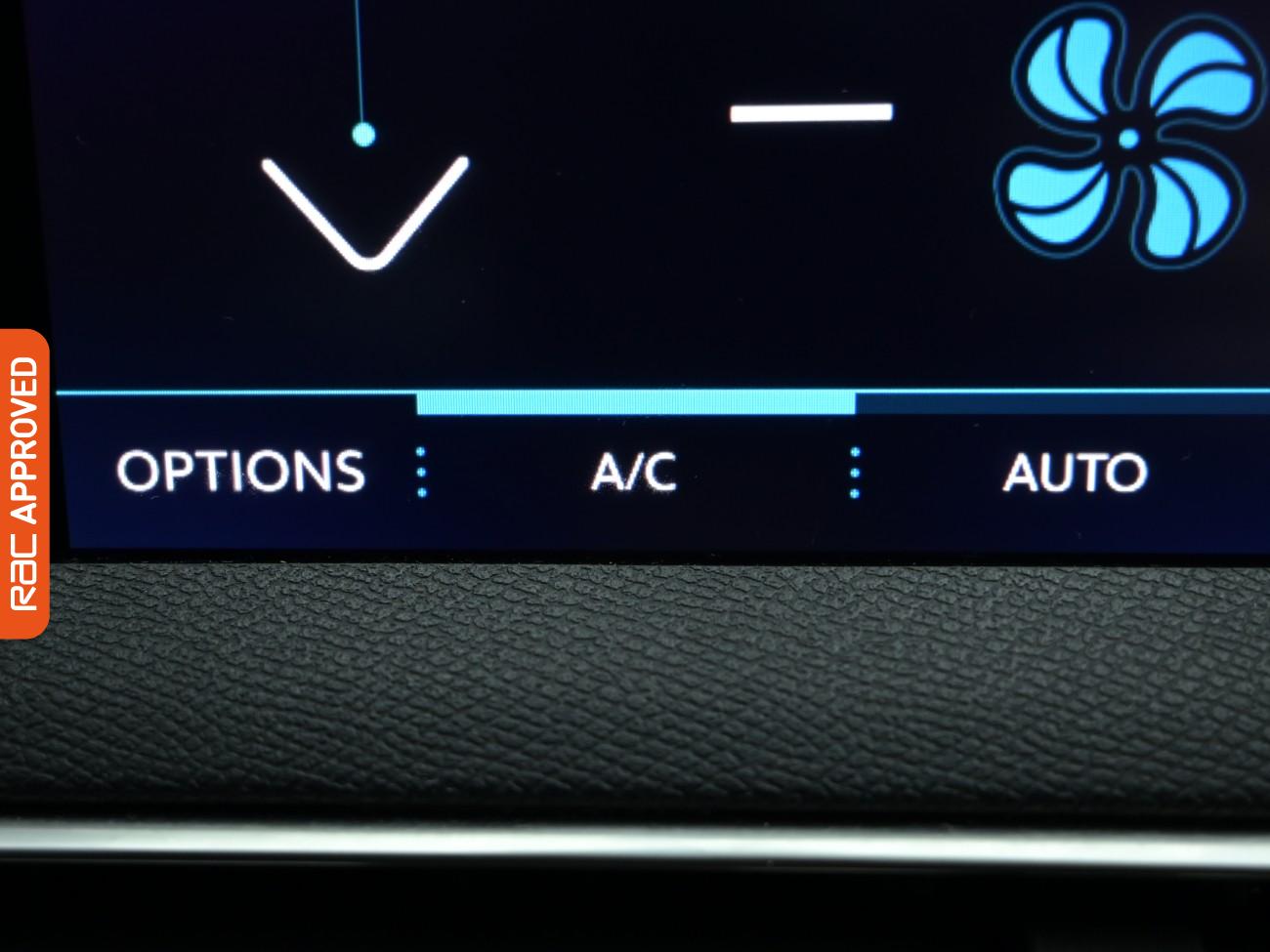 Used Peugeot 3008 2018 for sale - 76481035: Photo 16